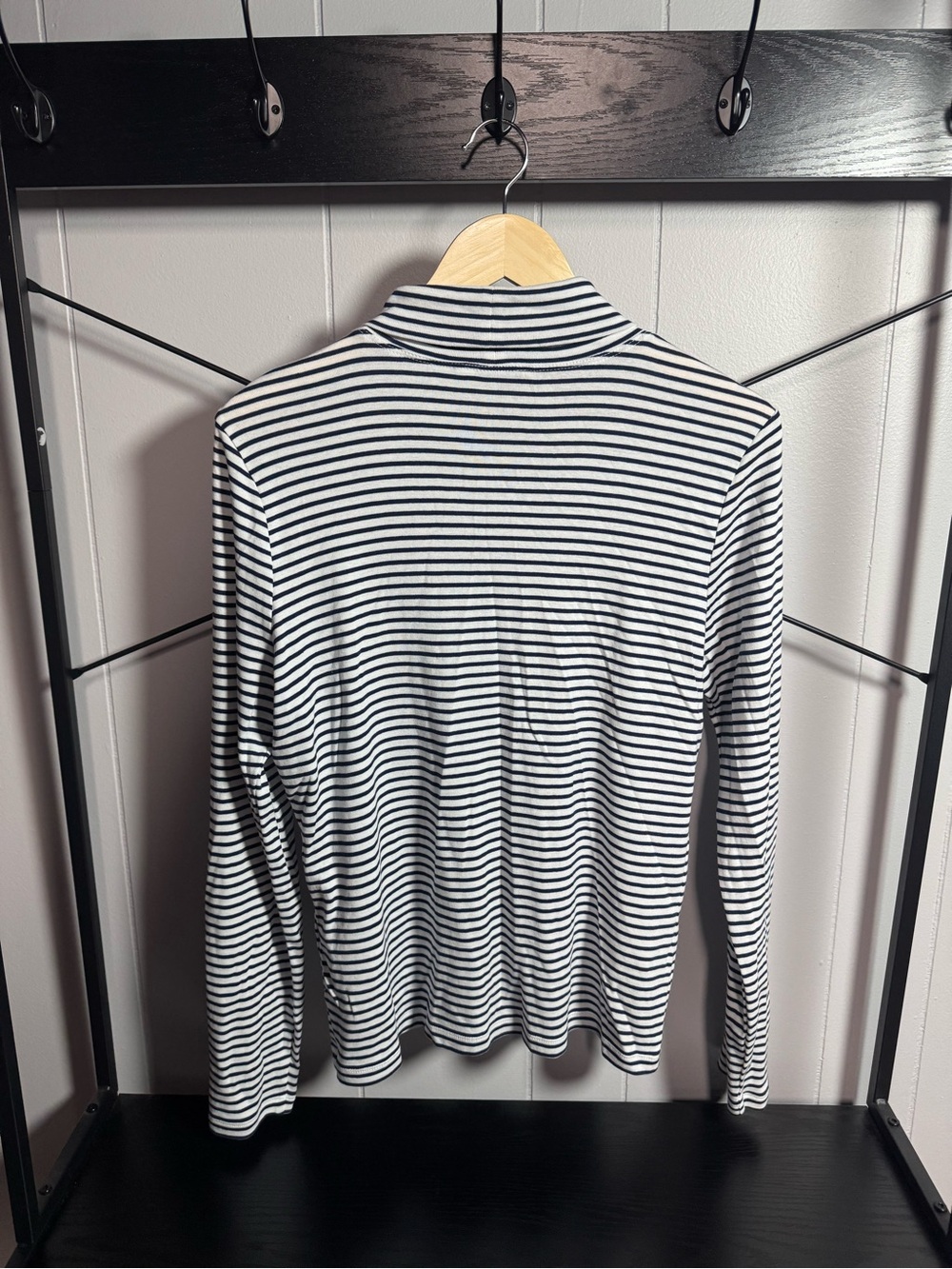 Vineyard Vines Black & White Striped Turtleneck Top